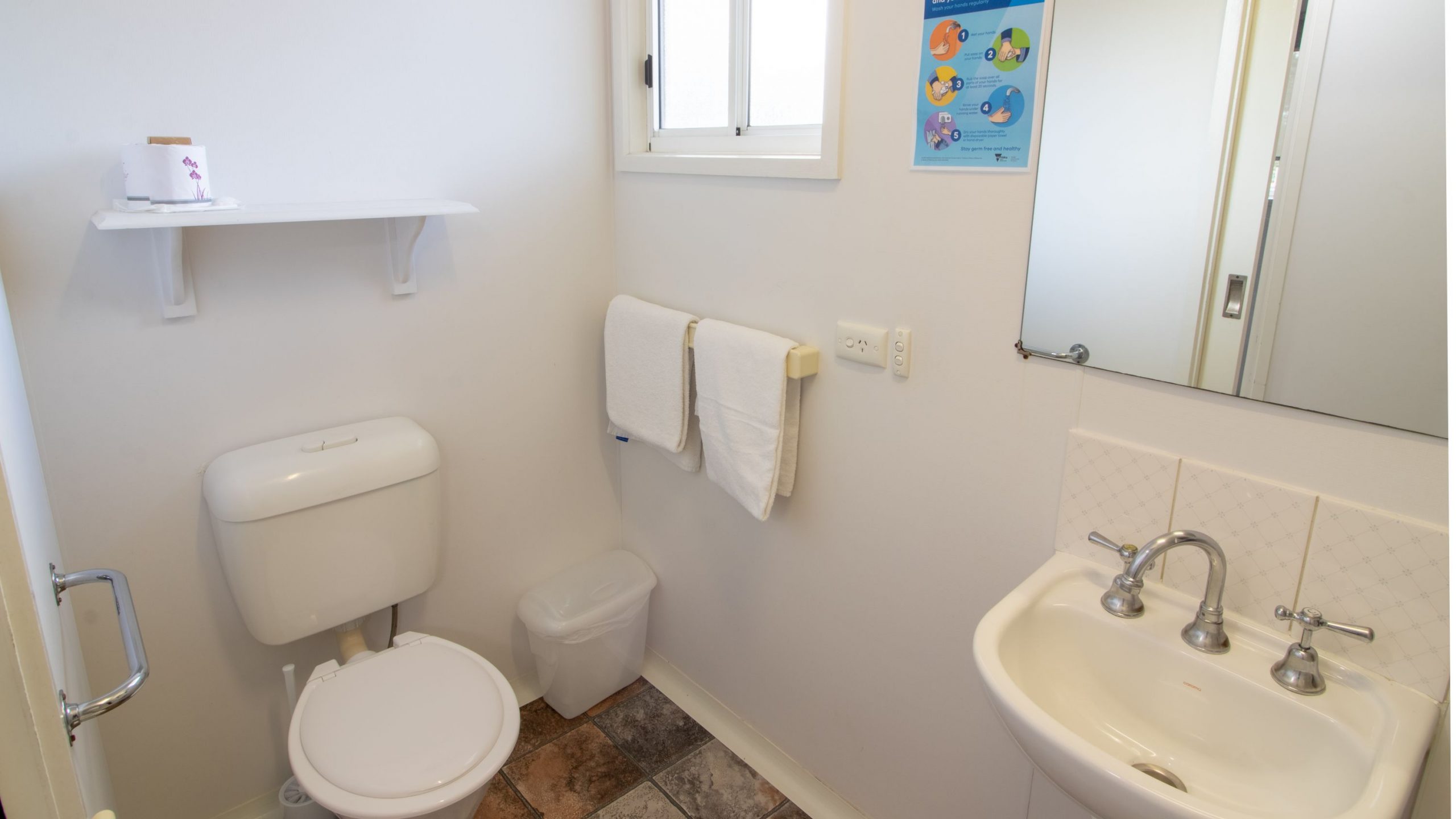 Standard Cabin bathroom